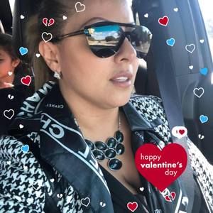 Meet your Posher, Dalinda